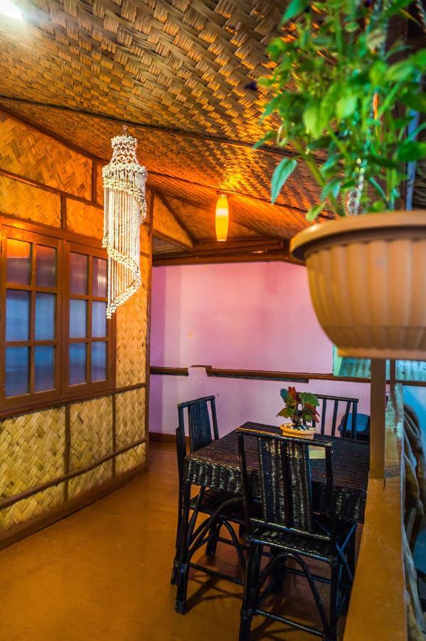 爱妮岛 载德旅馆酒店 外观 照片
