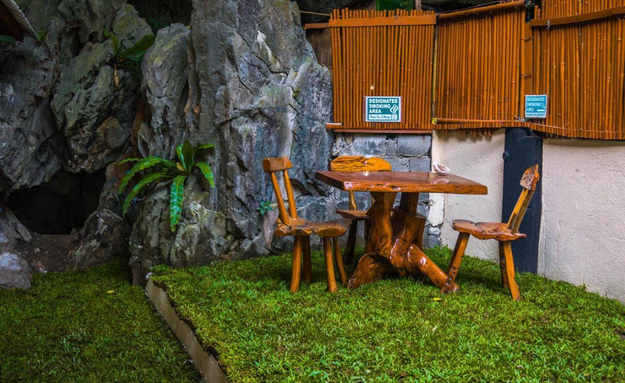 爱妮岛 载德旅馆酒店 外观 照片