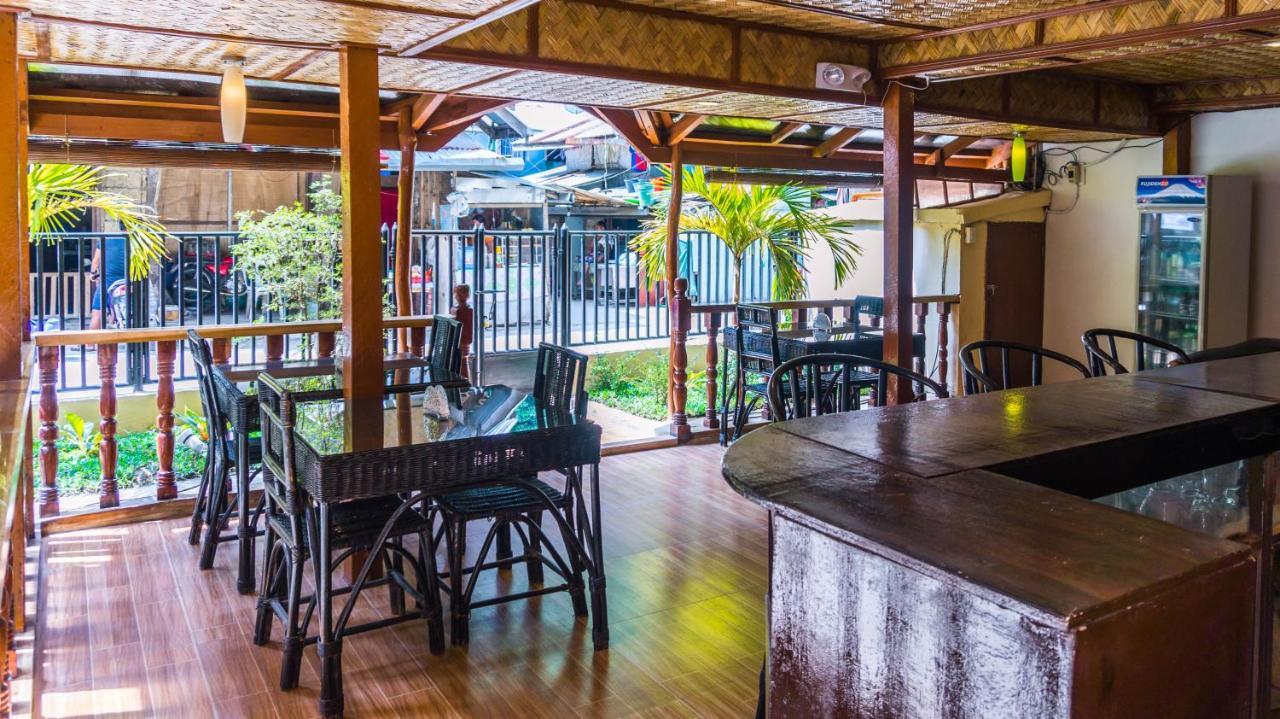 爱妮岛 载德旅馆酒店 外观 照片